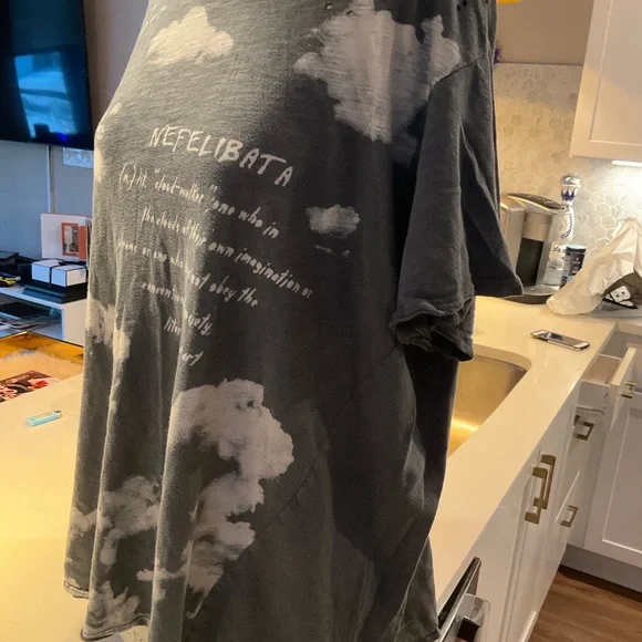 Nefelibata Magnolia Pearl Cloud Walker T-shirt - Picture 4 of 8